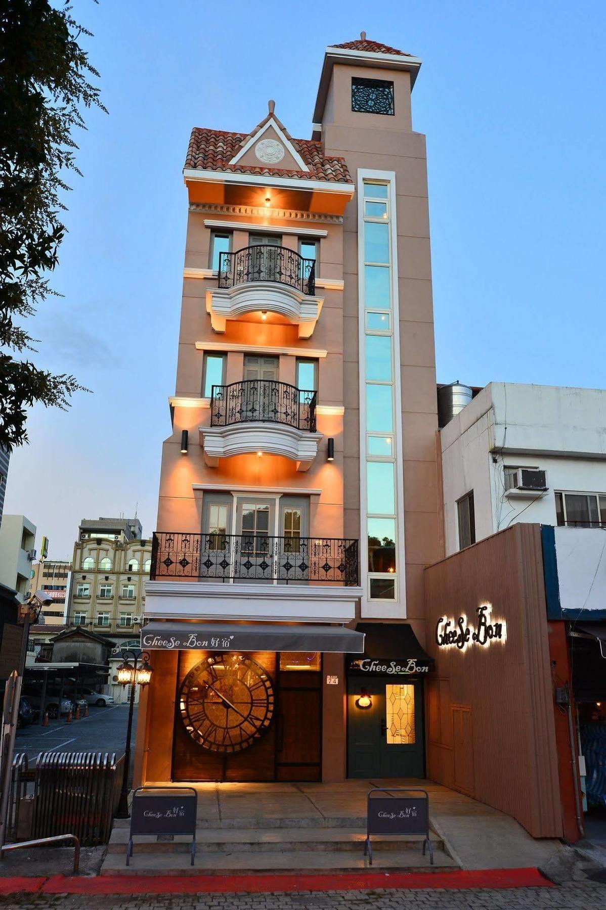 Cheese Bon Apartment Kota Hualien Bagian luar foto